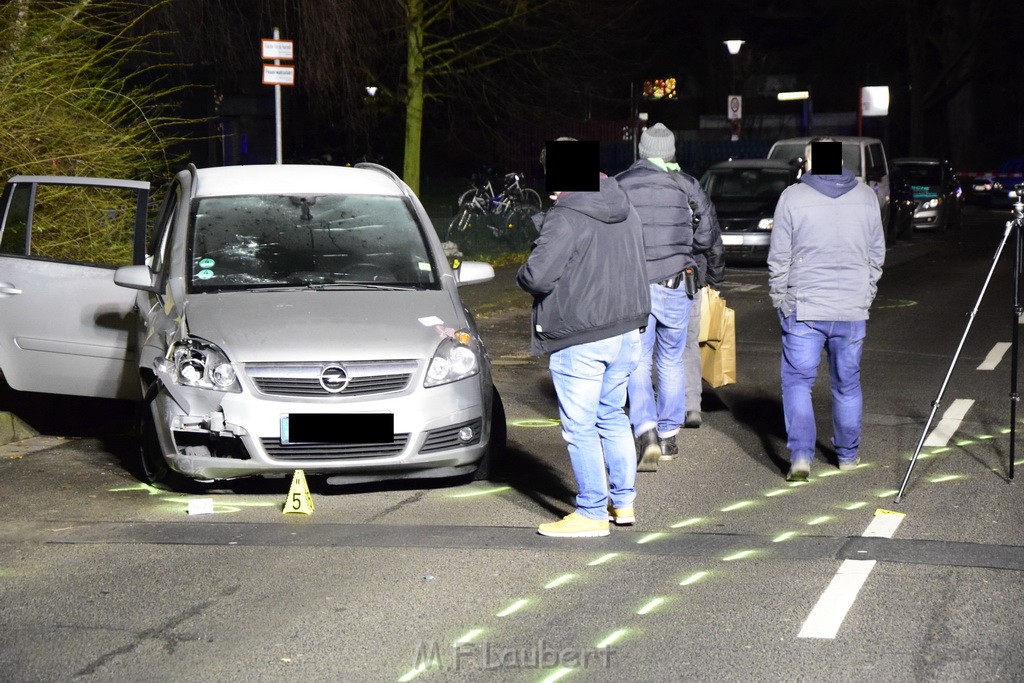 VU Schlaegerei Schiesserei Koeln Porz Gremberghoven Ratherstr P45.JPG - Miklos Laubert